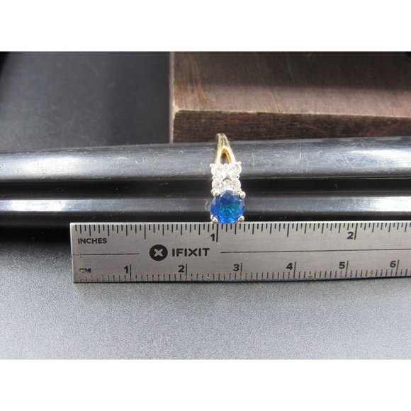 Size 7 Gold Tone Worn Blue Glass And Clear CZ Band Ring Vintage Statement - Picture 6 of 7